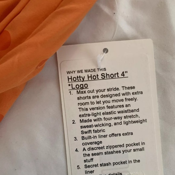 NWT Lululemon Hotty Hot Short II *4" Logo Women’s Size 8 - Picture 8 of 8